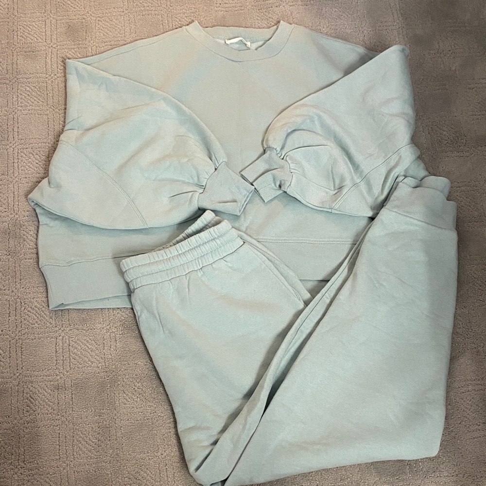 Zena light green sweatshirt+sweatpants